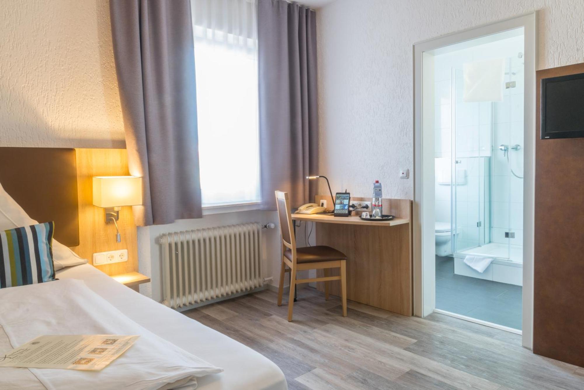 Hotel Restaurant Kromberg Remscheid Exteriér fotografie